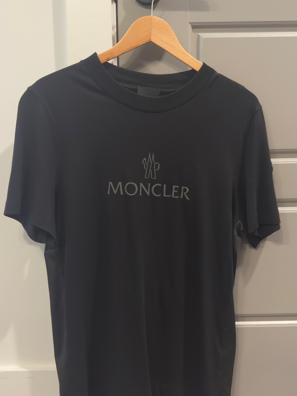 Moncler Black Short-Sleeve Logo Crew Neck Tee